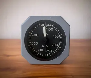 Standby Airspeed Indicator PN: 273AS5 (Aircraft Parts)